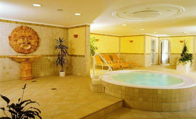 Hotel Wilder Mann Königstein in der Oberpfalz المظهر الخارجي الصورة