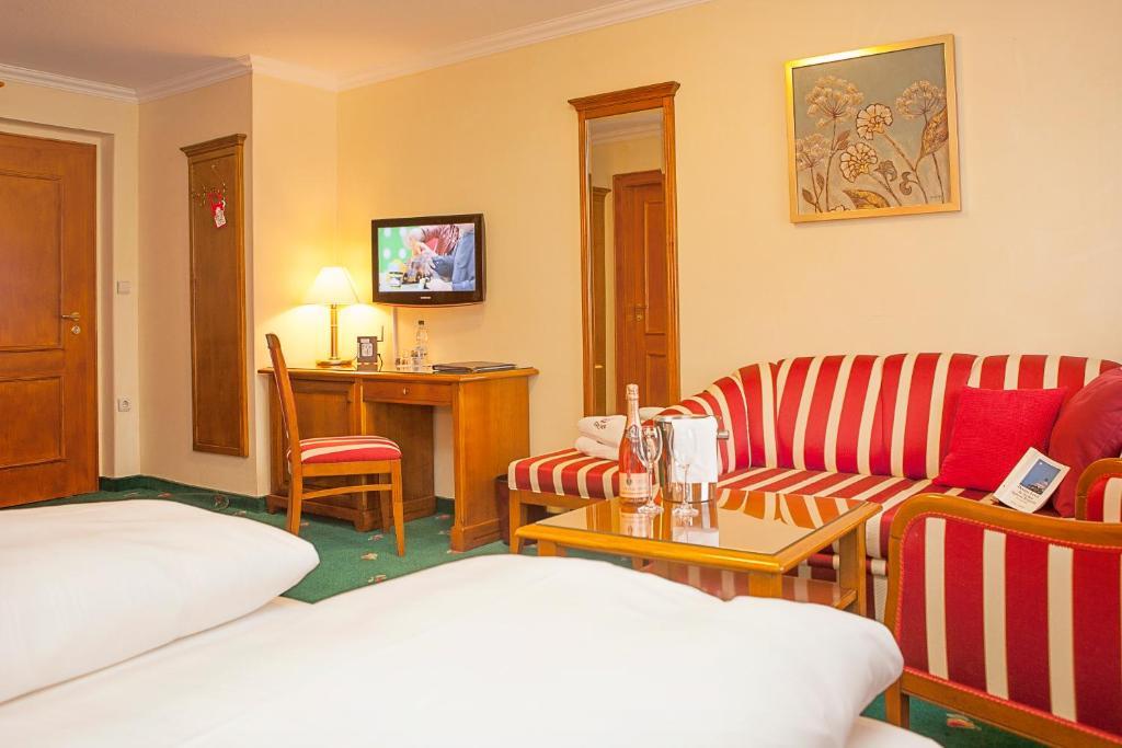 Hotel Wilder Mann Königstein in der Oberpfalz المظهر الخارجي الصورة